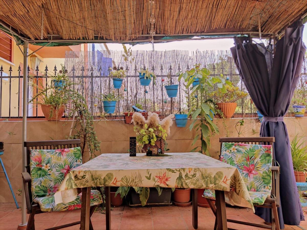 Cool Garden And Suite Mairena del Aljarafe Exterior foto